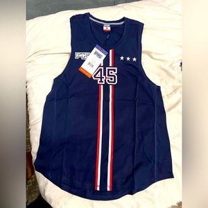 F45 Coash shirt women Tank top size M